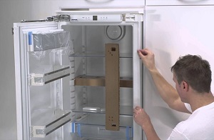 Установка встраиваемого холодильника в Мензелинске